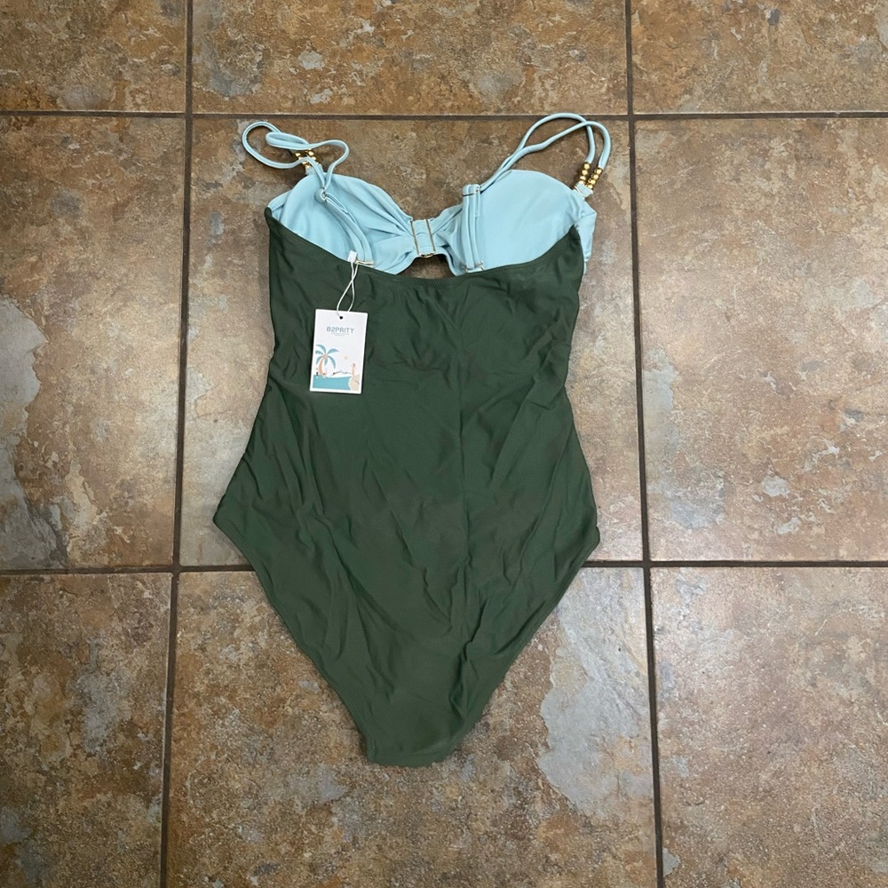 NWT B2prity Medium Swimsuit - Picture 3 of 6